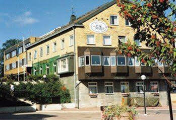 Hotel De Geer Finspang ภายนอก รูปภาพ
